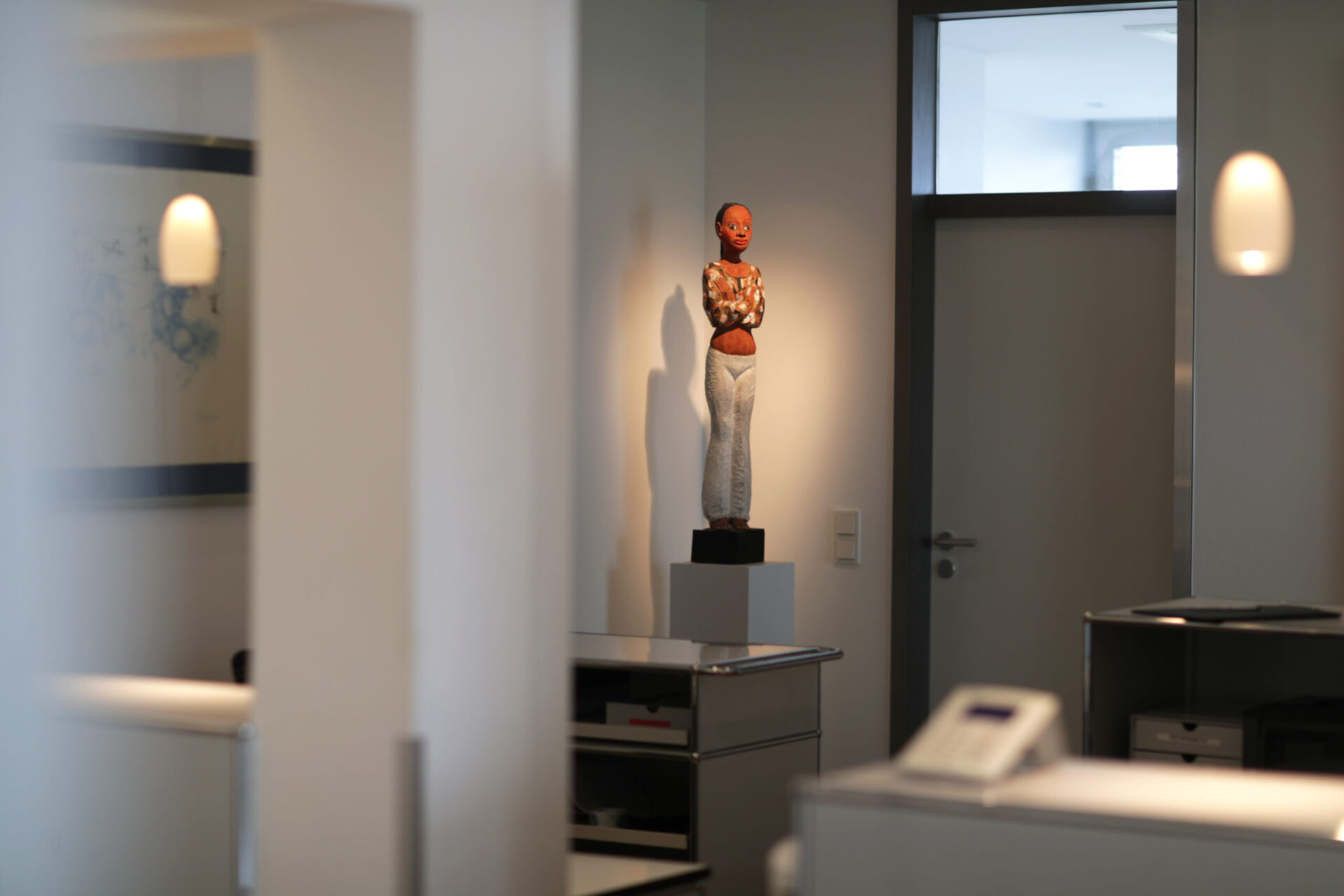 Ambiente Statue OG4 AL3I6965bearb scaled 11