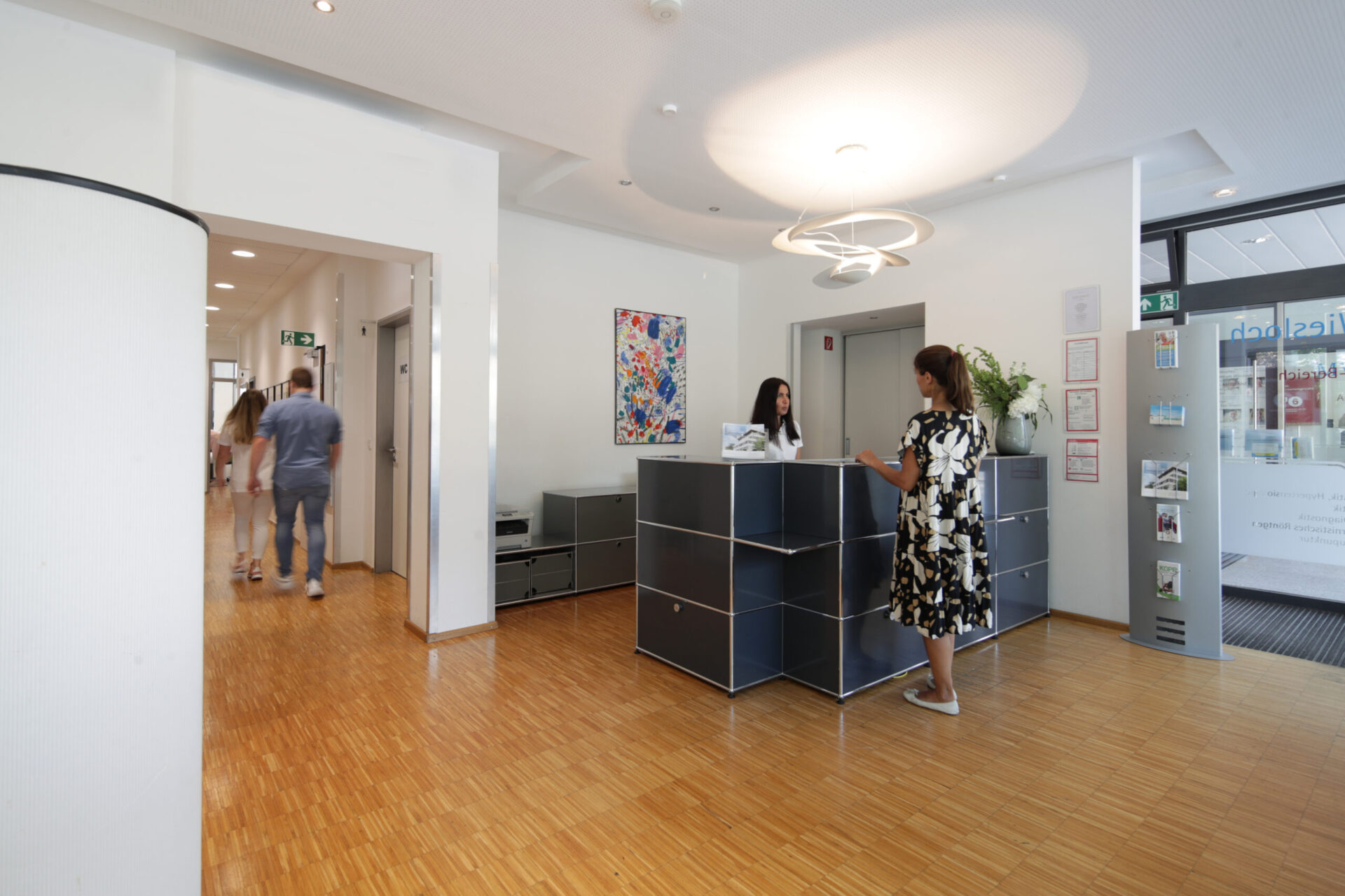 Anmeldung Hausarzt EG 1 AL3I6690 bearb scaled 1